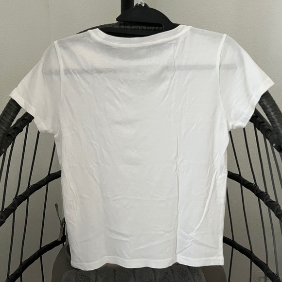 GUESS White Crop Tee EUC - Picture 2 of 6